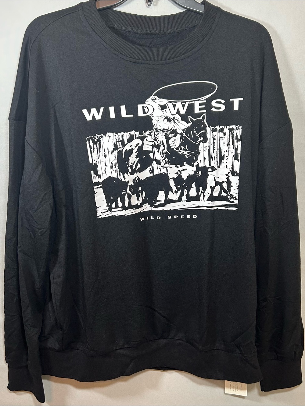 Lily Coco Wild West Graphic Long Sleeve Tee Large Western Cowboy Casual NWT